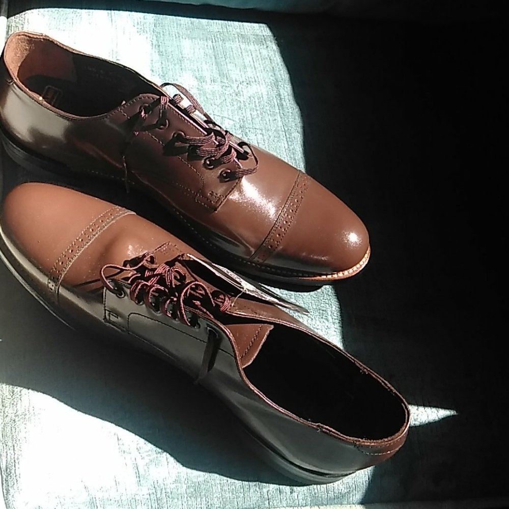 Shoes 10.5 NWT
